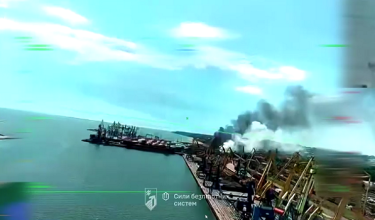 1006 LNR UKRAINE SERANG PELABUHAN RUSIA