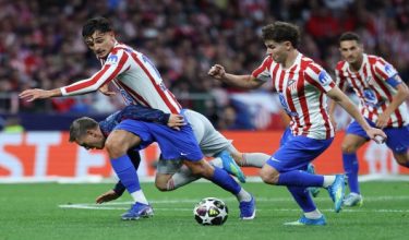 Julian Alvarez kini jadi sasaran Real Madrid / AFP