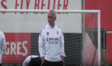 Pengurus profilik, Jose Mourinho semakin hampir membimbing kembali Real Madrid / REUTERS
