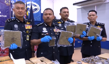 Sidang media di Ibu Pejabat Polis Kontinjen Kelantan, hari ini.