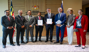 Asia Digital Engineering Sdn. Bhd. (ADE), anak syarikat penyelenggaraan, pembaikan dan baik pulih (MRO) milik Capital A Berhad, menandatangani dua perjanjian jangka panjang bersama Air France serta Air France Industries KLM Engineering & Maintenance (AFI KLM E&M) / Foto Bernama