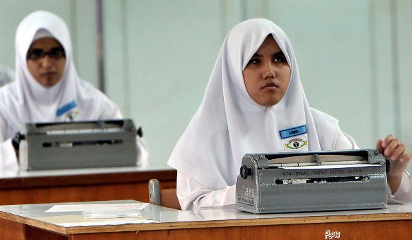 Kerajaan berikrar untuk terus membela kebajikan dan pendidikan anak-anak istimewa/Foto BERNAMA