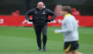 Ketua jurulatih Liverpool, Arnie Slot / Foto REUTERS