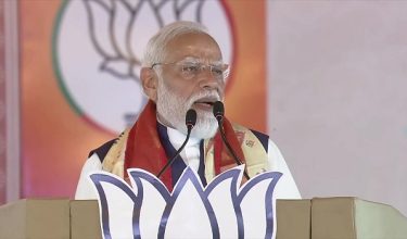 India menaikkan cukai import emas dan perak daripada enam kepada 15 peratus /Foto AFP