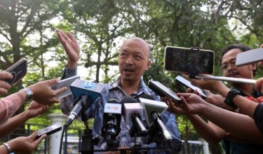 PUTRAJAYA, 11 Jun -- Ketua Pengarah Jabatan Komunikasi Komuniti (J-KOM) Mohd Hisyamuddin Ghazali ketika sidang media selepas membuat laporan polis terhadap aktivis Albert Tei susulan dakwaan mengganggu operasi di Kementerian Komunikasi menerusi beberapa siri perhimpunan sejak bulan lepas  di Ibu Pejabat Polis Daerah (IPD) Putrajaya, di sini hari ini.

--fotoBERNAMA (2026) HAK CIPTA TERPELIHARA