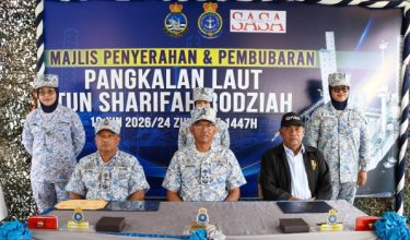 1106 SBH TLDM TUTUP PANGKALAN LAUT