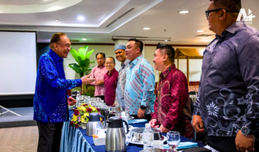 Foto FB Anwar Ibrahim