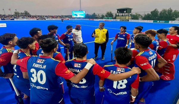 Peluang Speedy Tigers ke separuh akhir makin sukar selepas tewas 1-8 kepada India hari ini. Foto FB MHC