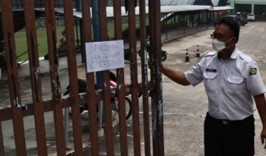 1110 JHR LANJUT TUTUP SEKOLAH