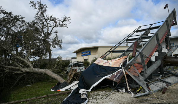 1110 LNR US HURRICANE ISAIAS DEATH