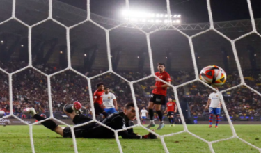Pemain Barcelona, Yamine Yamal menjaringkan gol kedua pada perlawanan menentang Osasuna /FOTO REUTERS