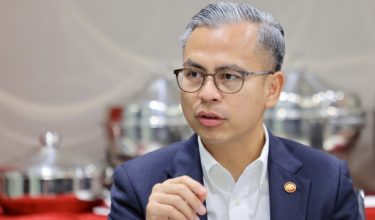 Menteri Komunikasi, Datuk Fahmi Fadzil