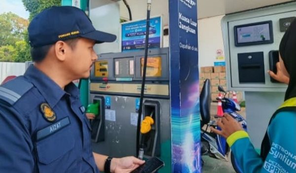 KPDN Kelantan melakukan tinjauan di negeri itu/Foto KPDN Kelantan