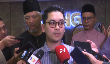 Menteri Belia dan Sukan, Dr. Mohammed Taufiq Johari / RTM