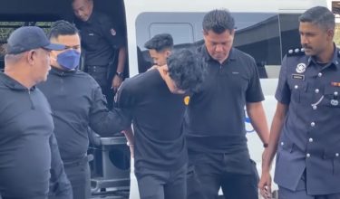 Suspek kes tikam 61 kali didakwa atas tuduhan membunuh.