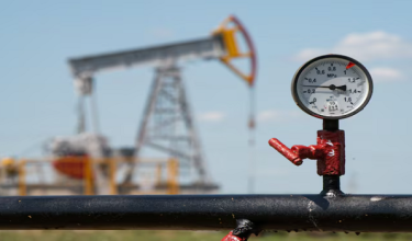 Dalam dagangan di Asia, Brent meningkat satu peratus kepada AS$105 setong