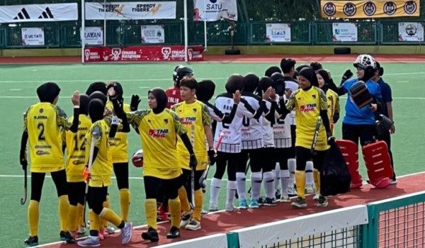 1205 SKN N9 JUARA LIGA HOKI WANITA 6