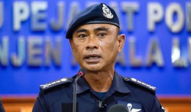 KUALA LUMPUR, 8 Feb -- Ketua Polis Kuala Lumpur Datuk Fadil Marsus ketika mengadakan sidang media di Ibu Pejabat Polis Kontinjen Kuala Lumpur hari ini.

-- fotoBERNAMA (2026) HAK CIPTA TERPELIHARA