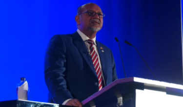 Menteri Digital, Gobind Singh Deo ketika berucap merasmikan Sidang Kemuncak AI ASEAN Malaysia 2025, di Kuala Lumpur.