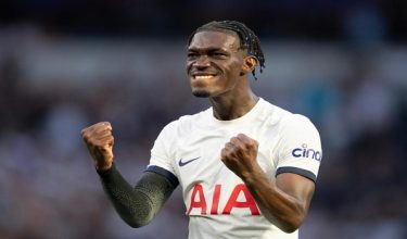 Pemain tengah Tottenham, Yves Bissouma