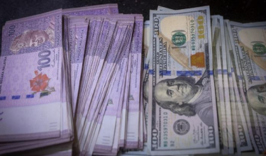 Ringgit dibuka tinggi berbanding dolar Amerika susulan data pekerjaan AS yang lemah, namun bercampur-campur berbanding mata wang utama lain.