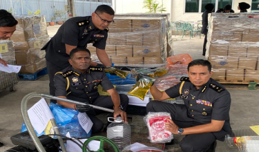 Mesin pam, gunting dan plastik bungkusan minyak pelbagai jenama antara barangan yang dirampas