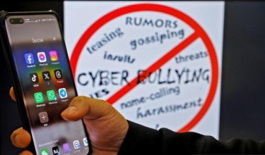Pantau media sosial anak, elak ancaman siber