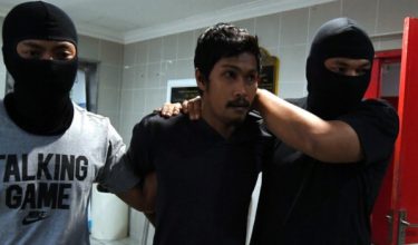 Mahadi mamat didakwa atas lapan pertuduhan termasuk berhubung aktiviti keganasan dan membuat ancaman serangan di Kuil Sri Maha Mariamman Seafield, di Subang Jaya pada 2019/FOTO BERNAMA
