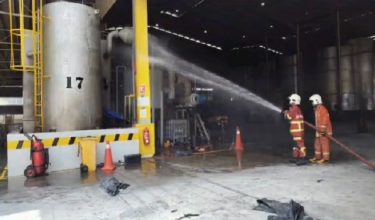 Seorang operator maut manakala seorang kontraktor cedera dalam satu letupan di sebuah kilang di Taman Perindustrian Bukit Rambai