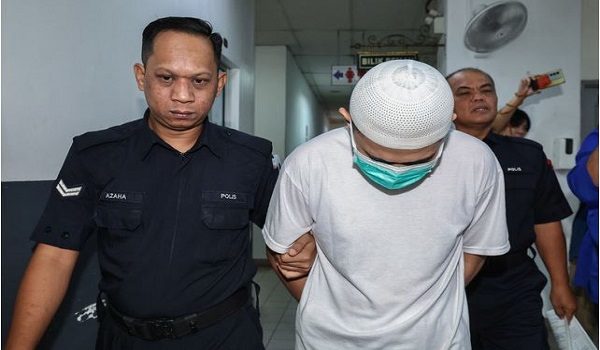 Tertuduh dihukum penjara 18 tahun dan 24 sebatan. Foto BERNAMA