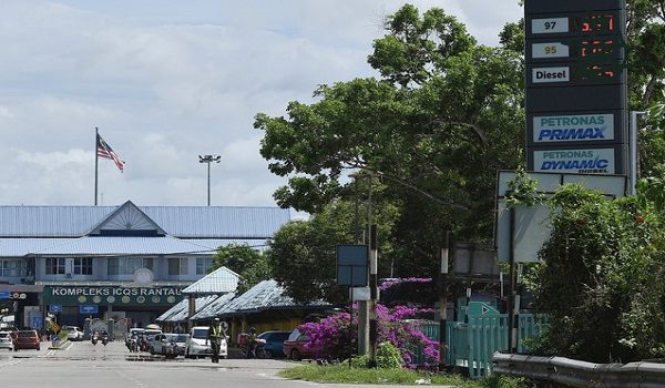 1304 KES SAIFUDDIN STESEN MINYAK New