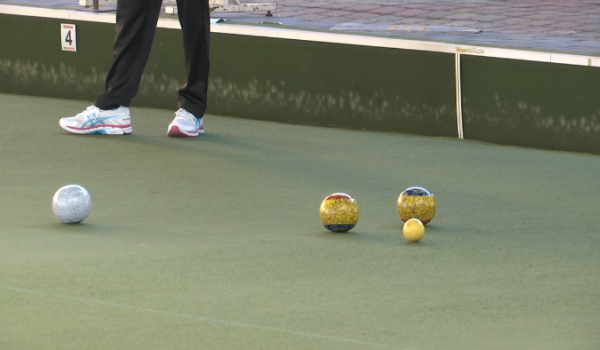 1304_LAWN_BALLS