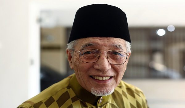 KOTA BHARU, 11 Julai -- Mufti Kelantan Datuk Mohamad Shukri Mohamad bercakap ketika ditemuramah pengamal media di Kota Darul Naim hari ini.

--fotoBERNAMA (2024) HAK CIPTA TERPELIHARA