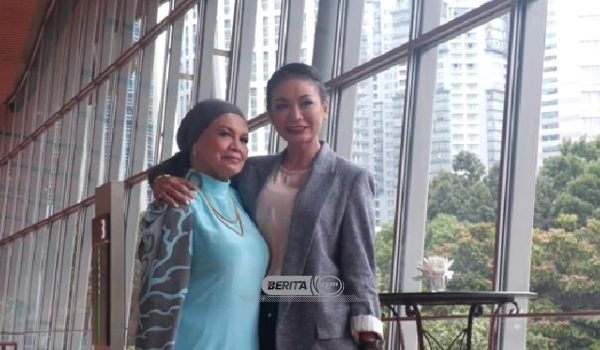 Salamiah Hassan dan Atilia Haron