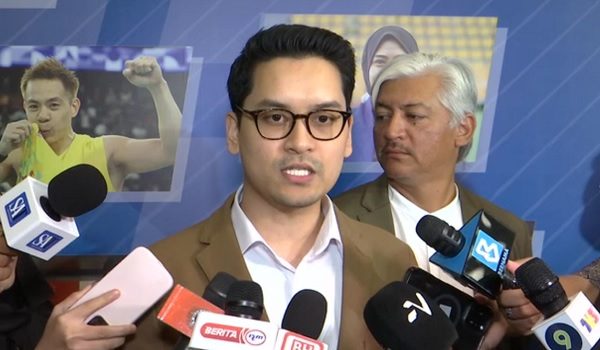 Menteri Belia dan Sukan, Dr. Mohammed Taufiq Johari