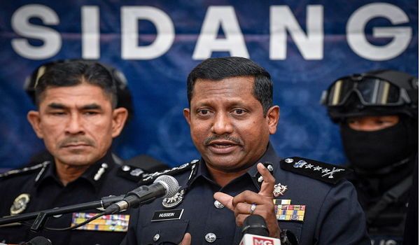 Ketua Polis Selangor Datuk Hussein Omar Khan. -Foto BERNAMA