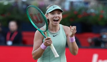 Tennis - Queen's Club Championships - Queen's Club, London, Britain - June 12, 2026 Britain's Katie Boulter celebrates winning her quarter final match against Kazakhstan's Elena Rybakina REUTERS/Toby Melville