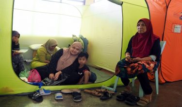 42 penduduk terjejas banjir masih berada di PPS SK Tehel / Foto BERNAMA