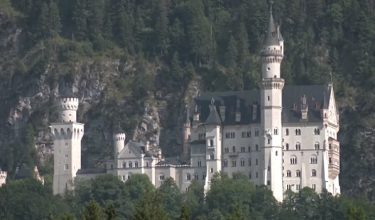 Istana Neuschwanstein di Bavaria/ REUTERS