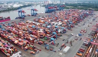Tarif 30 peratus ke atas eksport Kesatuan Eropah/Foto REUTERS