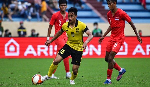 Luqman Hakim Shamsudin (jersi kuning)/BERNAMA