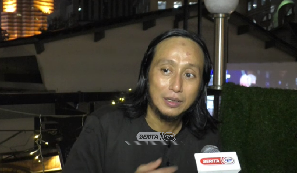 Vokalis kumpulan OAG, Radhi