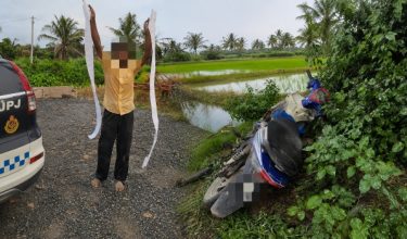 JPJ menyita motosikal milik seorang lelaki etnik Rohingya yang mempunyai 34 saman aktif/Foto JPJ Kedah