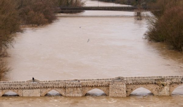 1402 SPAIN BANJIR AFP