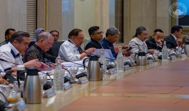 YAB Perdana Menteri, Dato' Seri Anwar Ibrahim mempengerusikan Mesyuarat Majlis Tindakan Ekonomi Negara (MTEN) Bil.6/2026 di Perdana Putra, Putrajaya. 14 April 2026. IZZUDDIN ABD RADZAK/Pejabat Perdana Menteri.

NO SALES; NO ARCHIVE; RESTRICTED TO EDITORIAL USE ONLY. NOTE TO EDITORS: This handout videos may only be used for editorial reporting purposes for the contemporaneous illustration of events, things or the people in the visual or facts mentioned in the caption. Reuse of the videos may require further