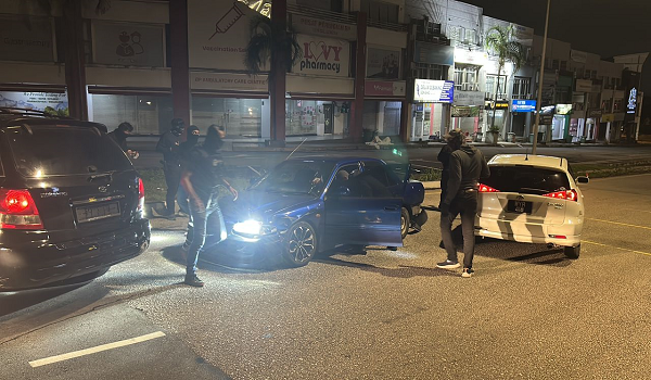 FOTO POLIS