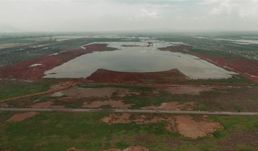 Lapangan terbang di Texcoco ditenggelami air/Foto AFP