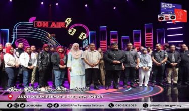 Selain siaran langsung di TV2, konsert berkenaan turut didengar menerusi siaran NASIONALfm dan Johorfm serta RTMKlik.