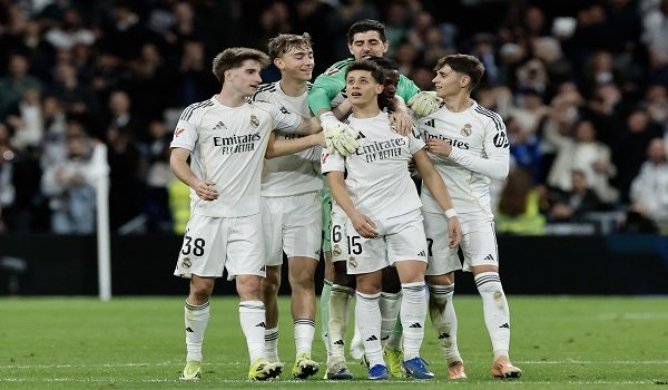 Pemain tengah Turki Arda Guler meraikan jaringan keempat Real Madrid ketika menentang Elche CF di Santiago Bernabeu Stadium, Madrid pada 14 Mac 2026 /Foto AFP
