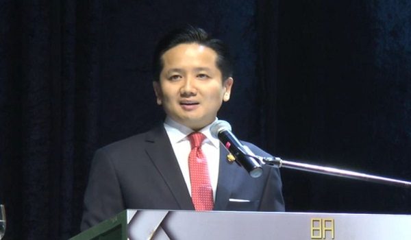 Menteri Sumber Asli dan Kelestarian Alam, Datuk Seri Arthur Joseph Kurup